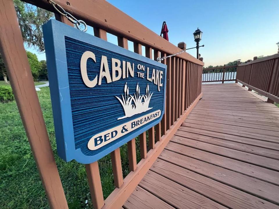 Lake Helen Cabin On The Lake מראה חיצוני תמונה